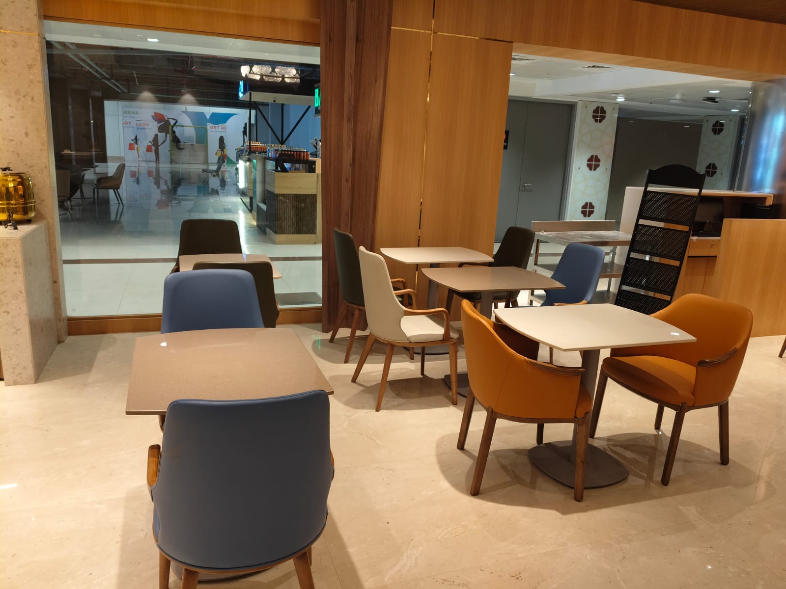 Elysian Lounge - International - interior view 3