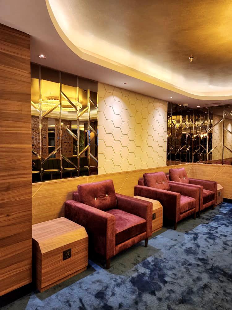 Travel Club Lounge