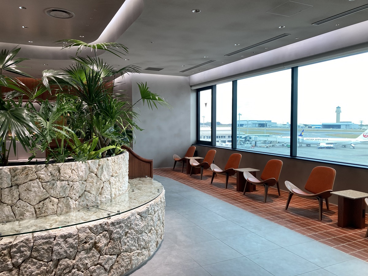 LOUNGE HANA