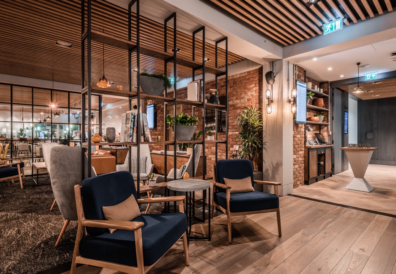 My Lounge Gatwick South