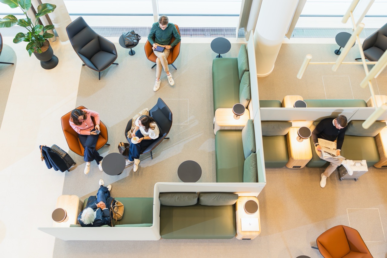 Airport Lounge World