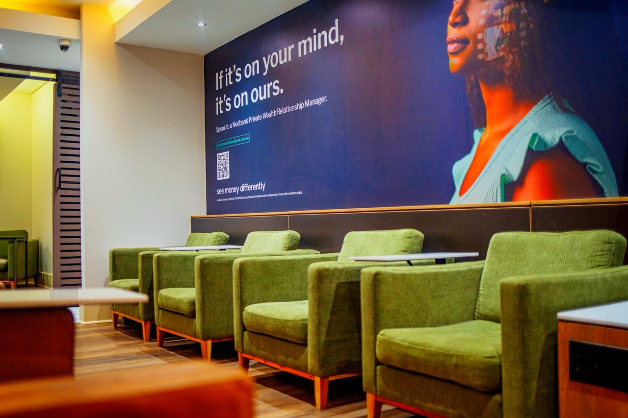 Paragon Premium Lounge
