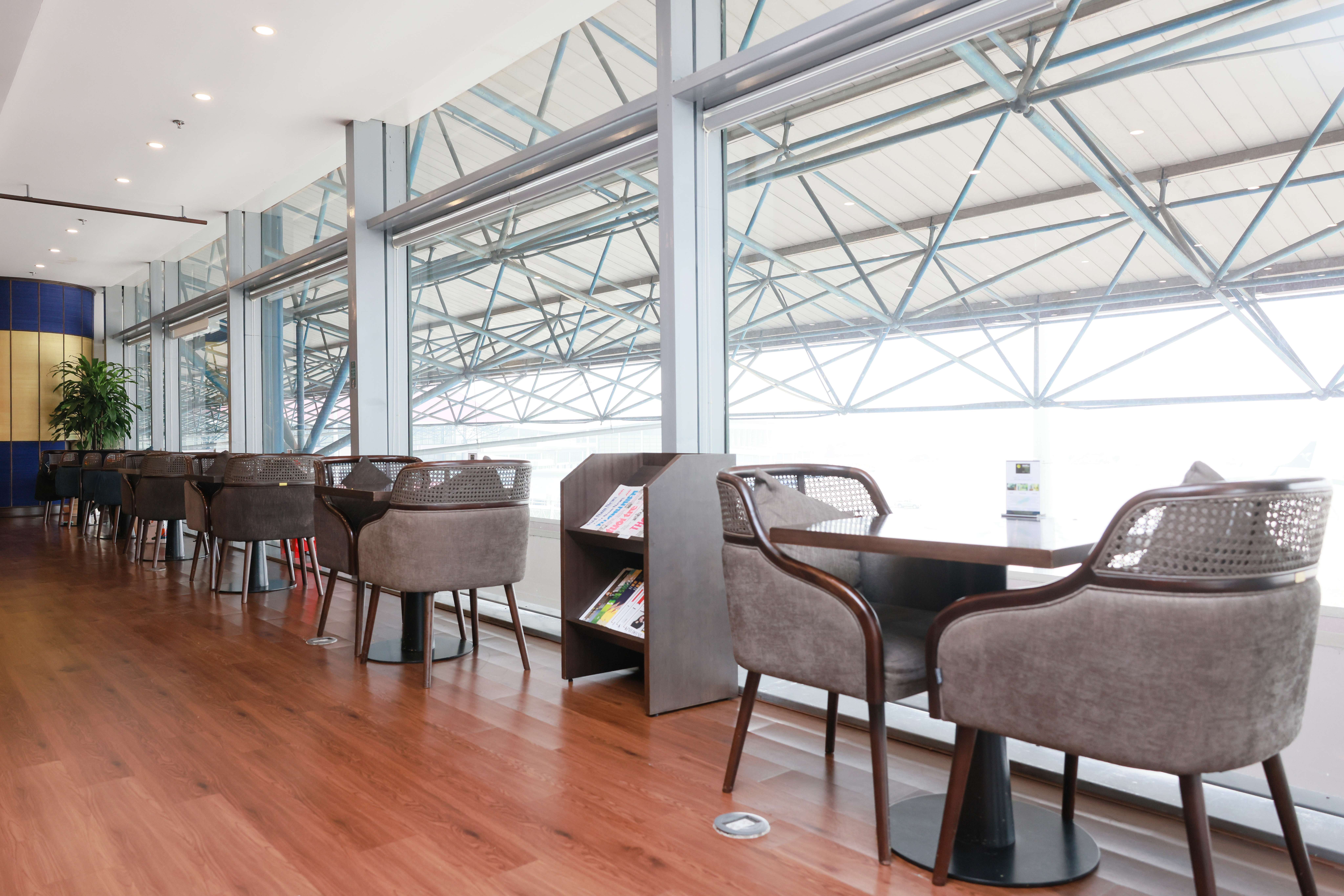 SH Premium Lounge Ha Noi