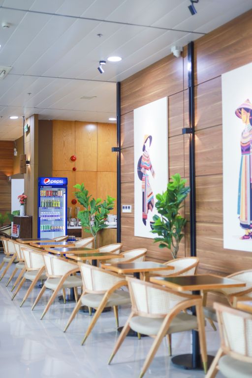 SH Premium Lounge Chu Lai image