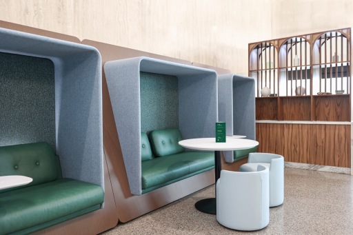Escape Lounge image