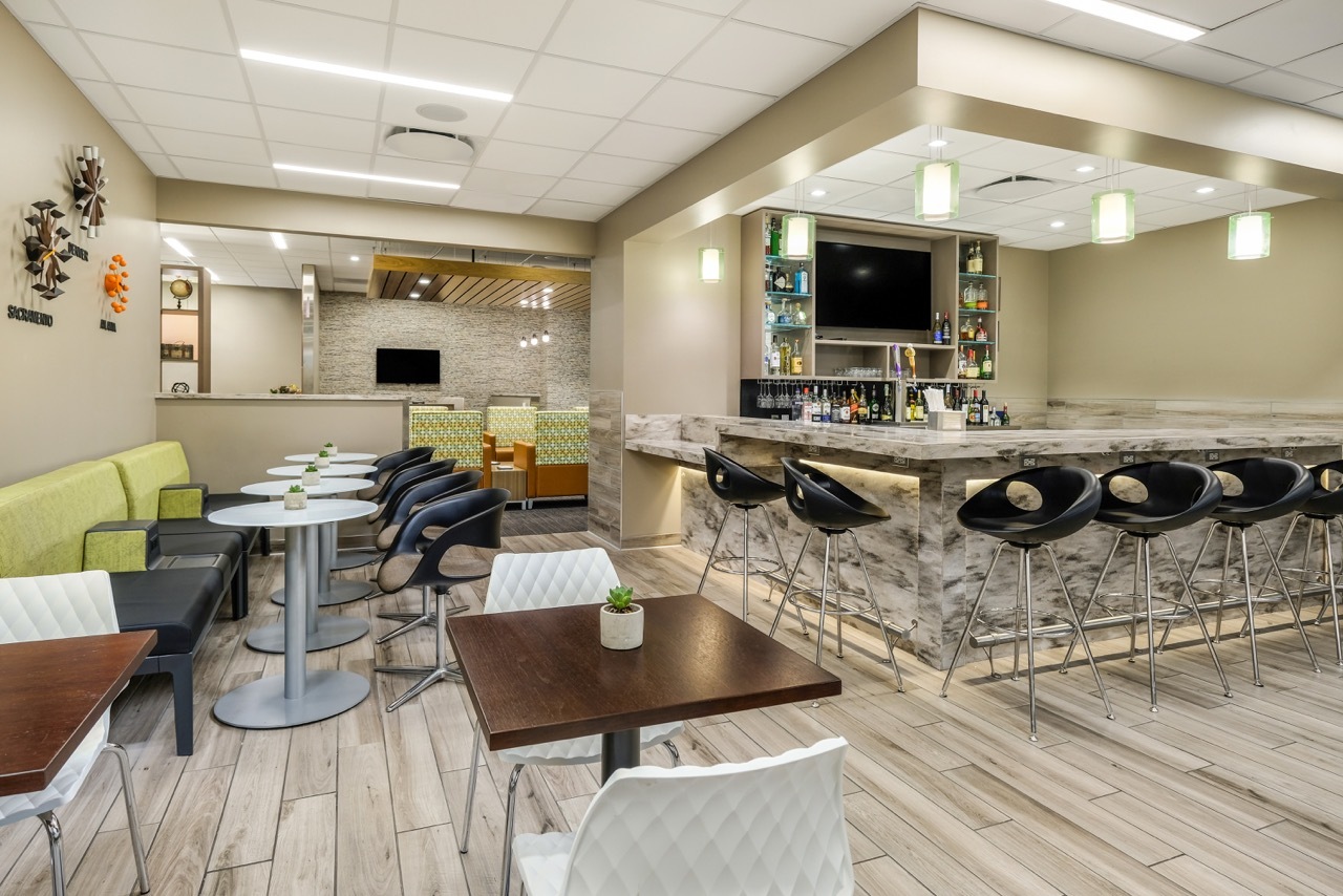Escape Lounge image