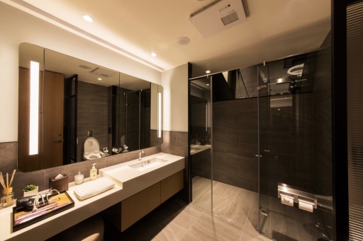 Oriental Club Lounge image