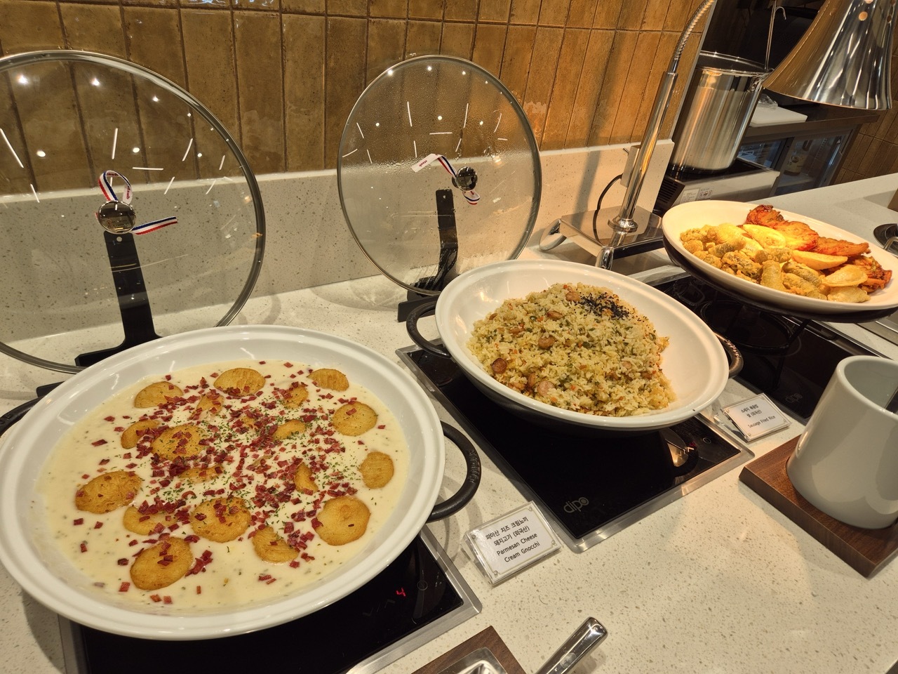 Sky Hub Lounge Premium image