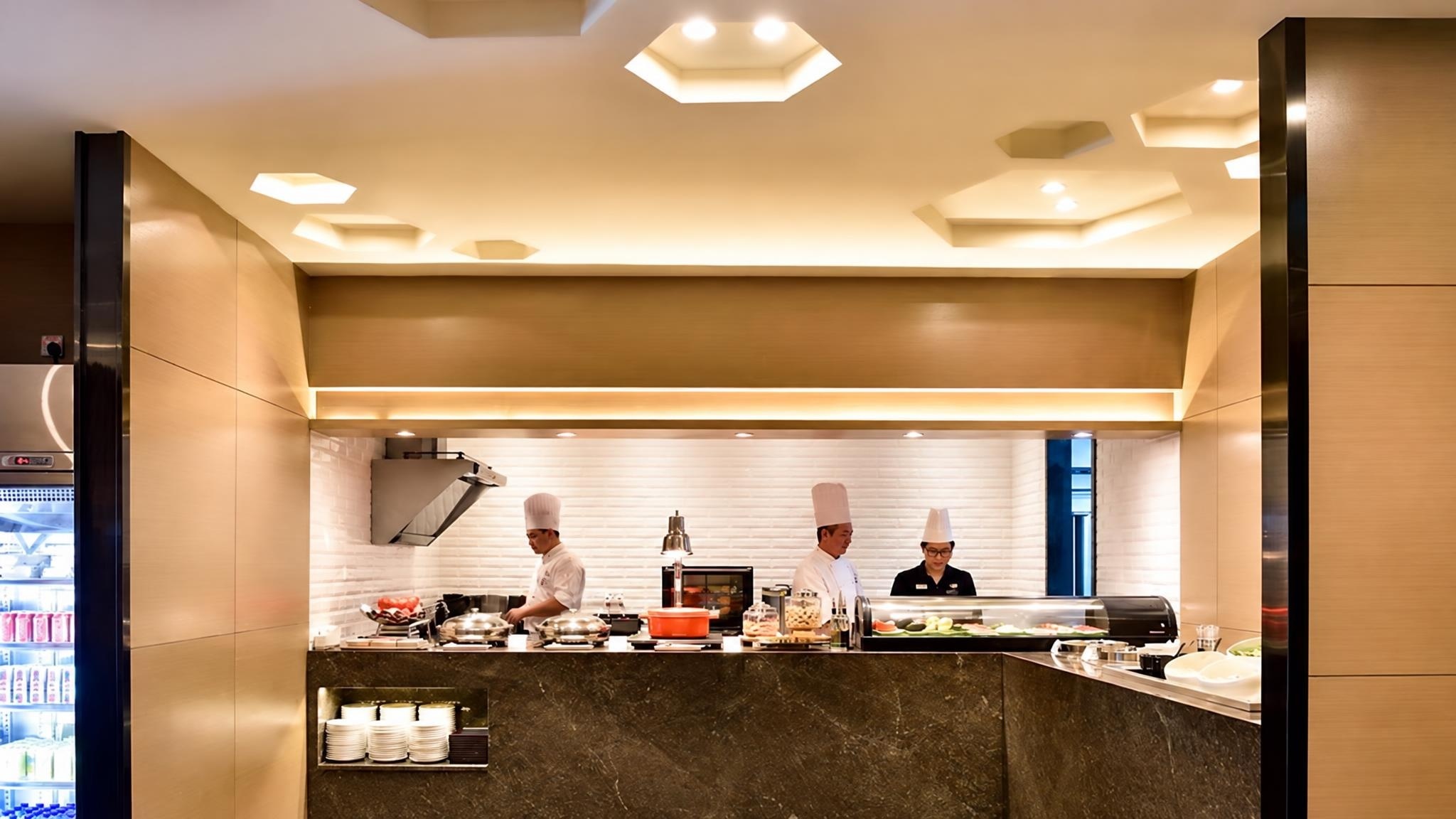 Plaza Premium Lounge image