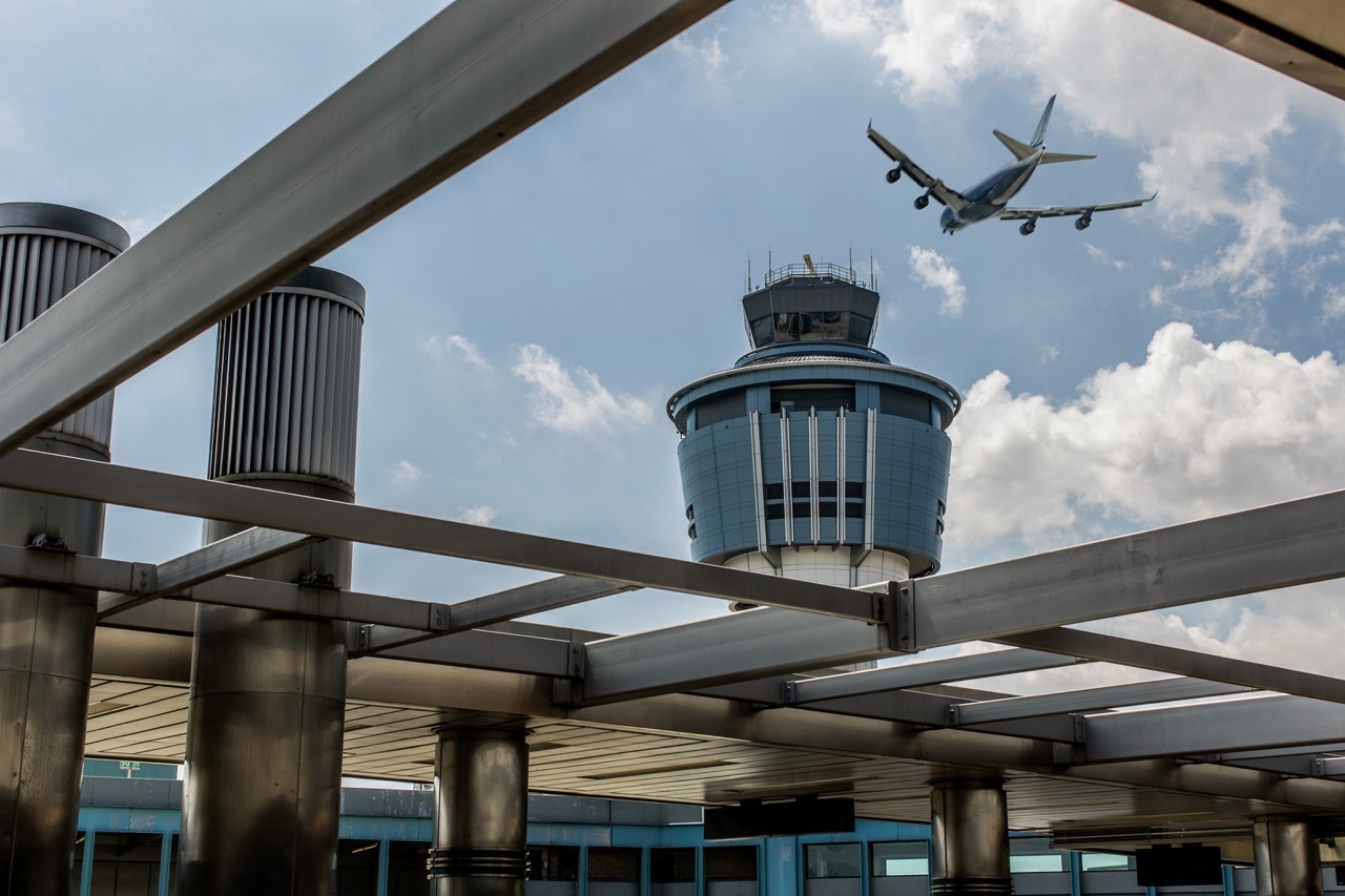 LaGuardia Airport image