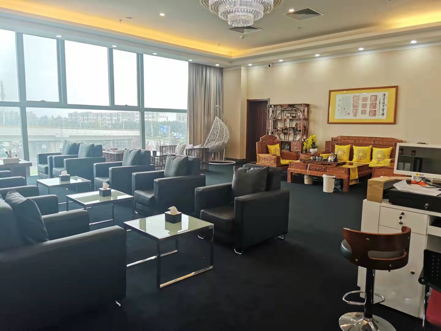 VIP Lounge - interior view 4