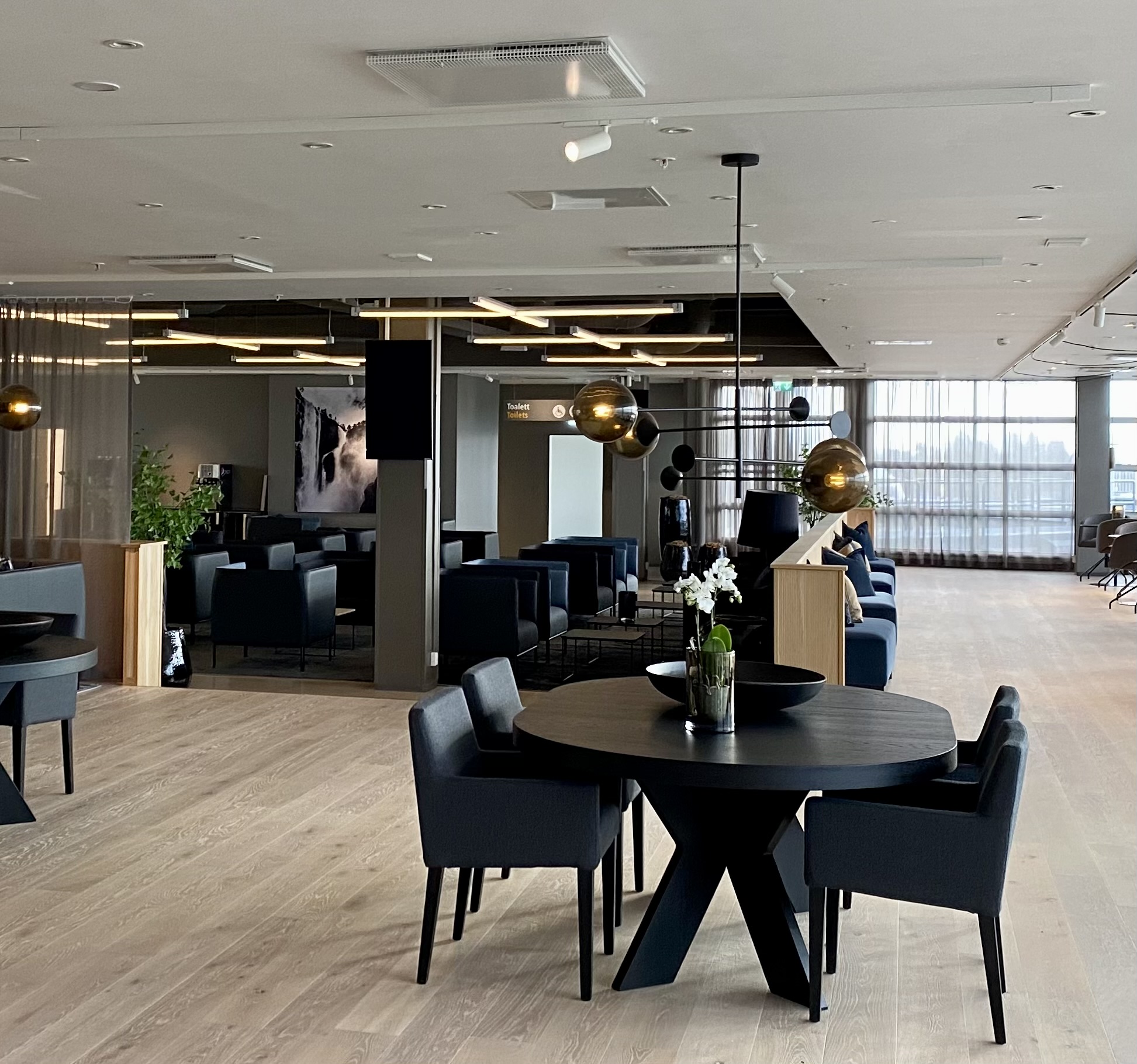 Bergen Lounge - interior view 2