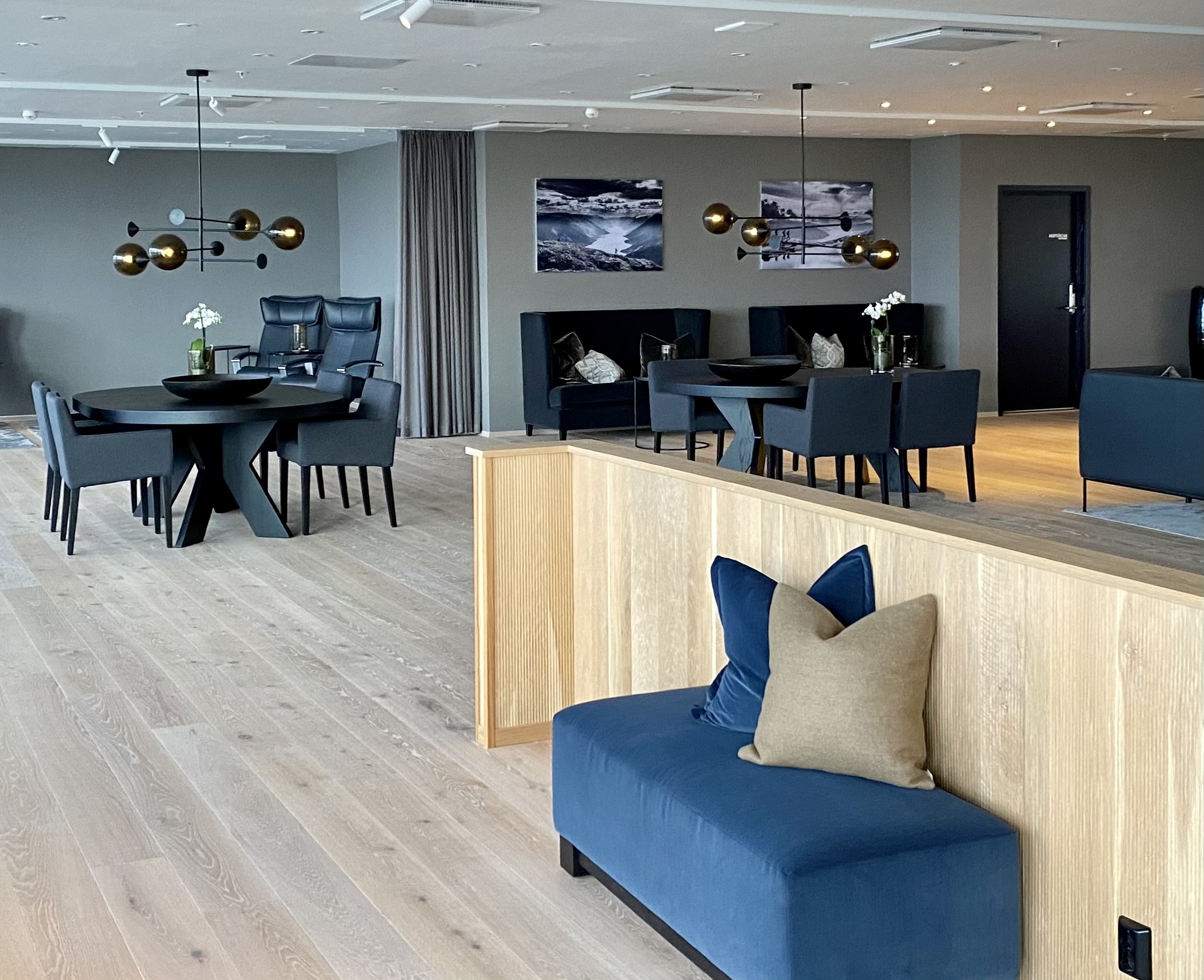 Bergen Lounge - interior view 3