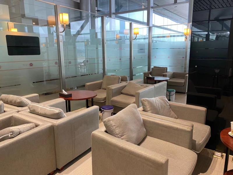 First Class Lounge - interior view 3