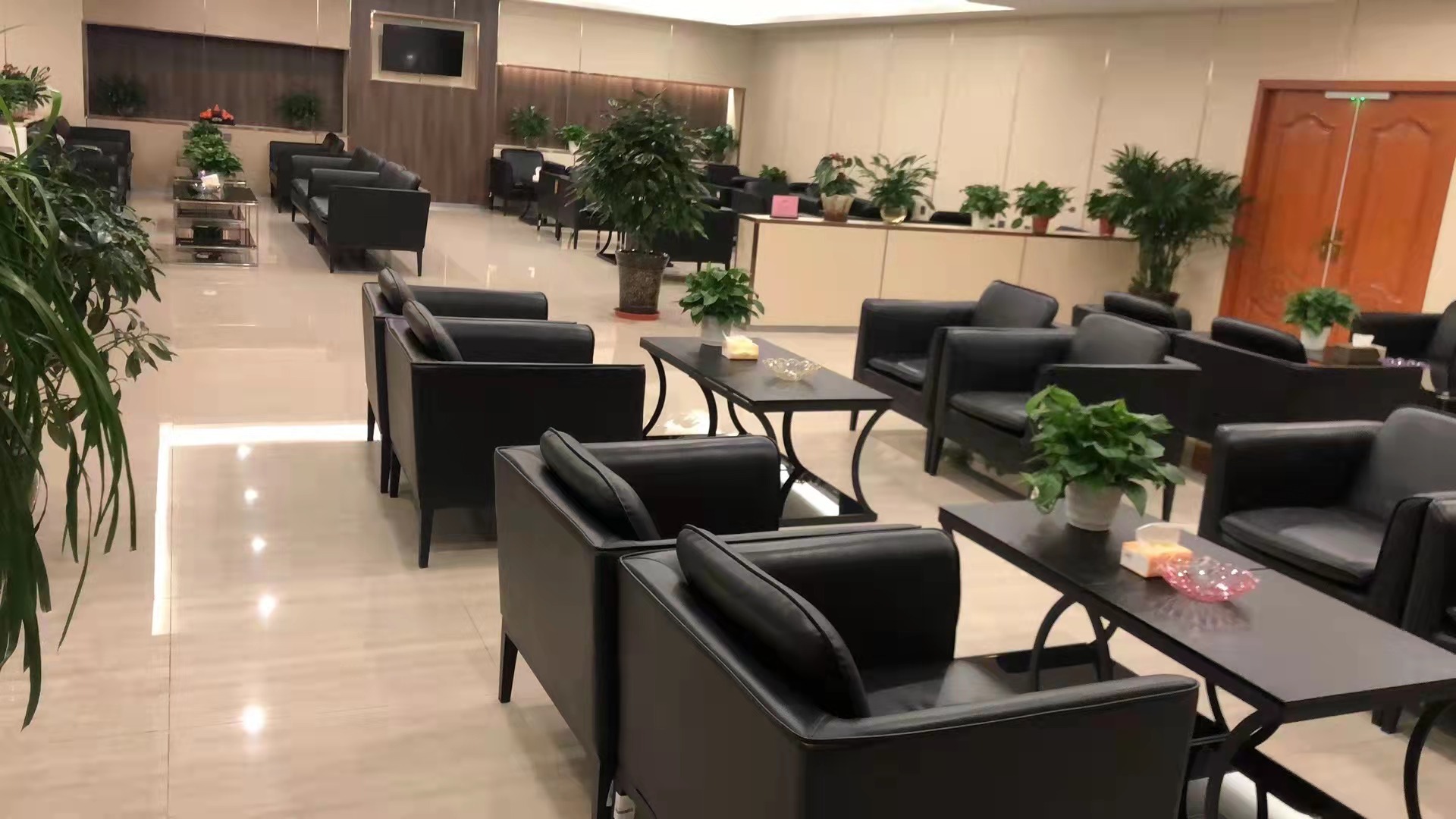 First Class Lounge