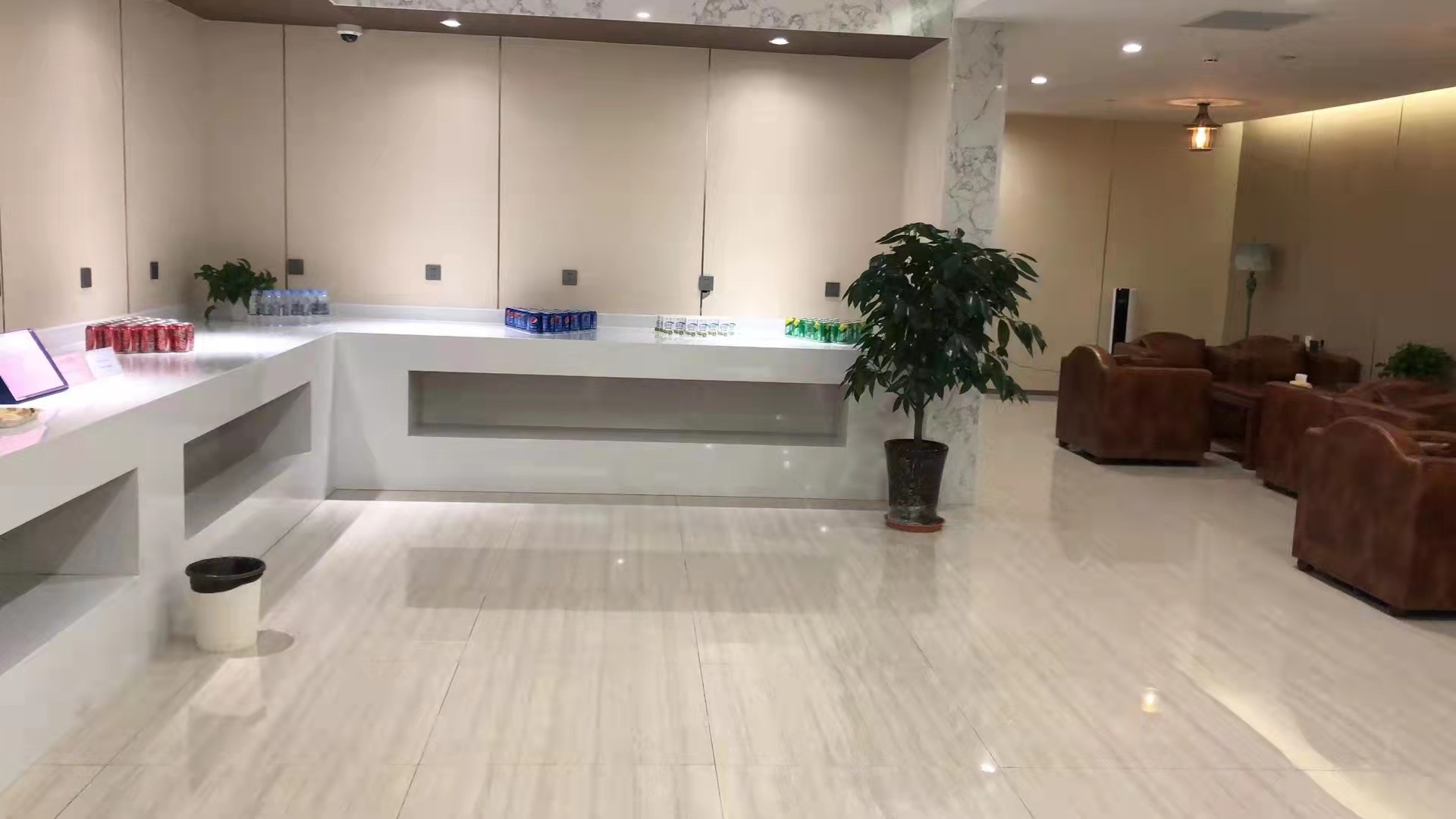 First Class Lounge - interior view 3