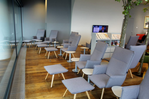 Austrian Business Lounge (Non Schengen) - interior view 3
