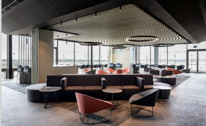 Primeclass Lounge - interior view 4