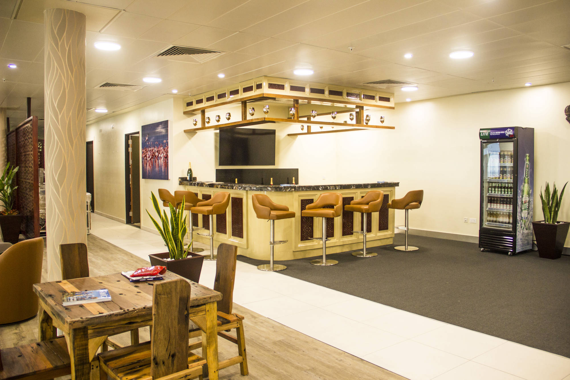 Twiga Lounge - interior view 3