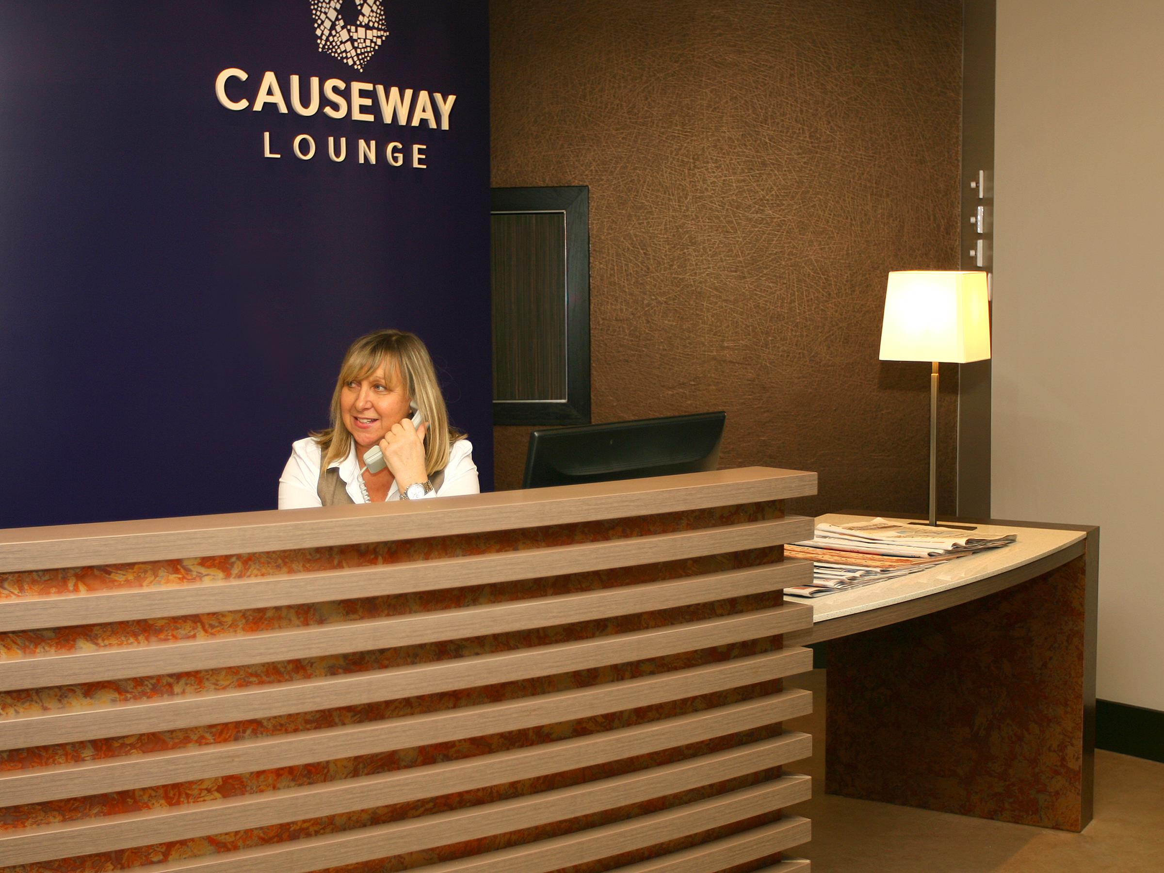 The Causeway Lounge - interior view 2