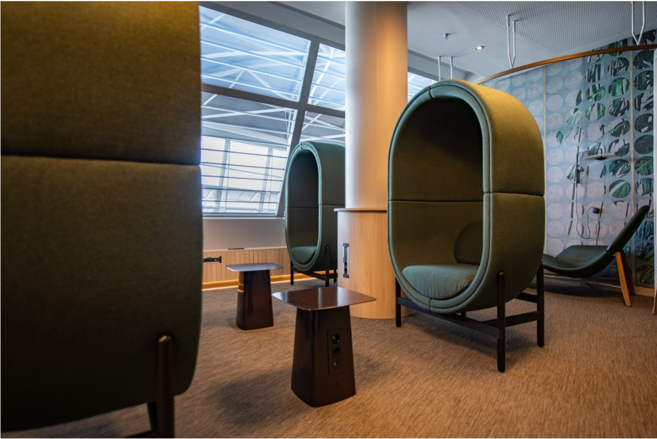 Marhaba Lounge - interior view 2