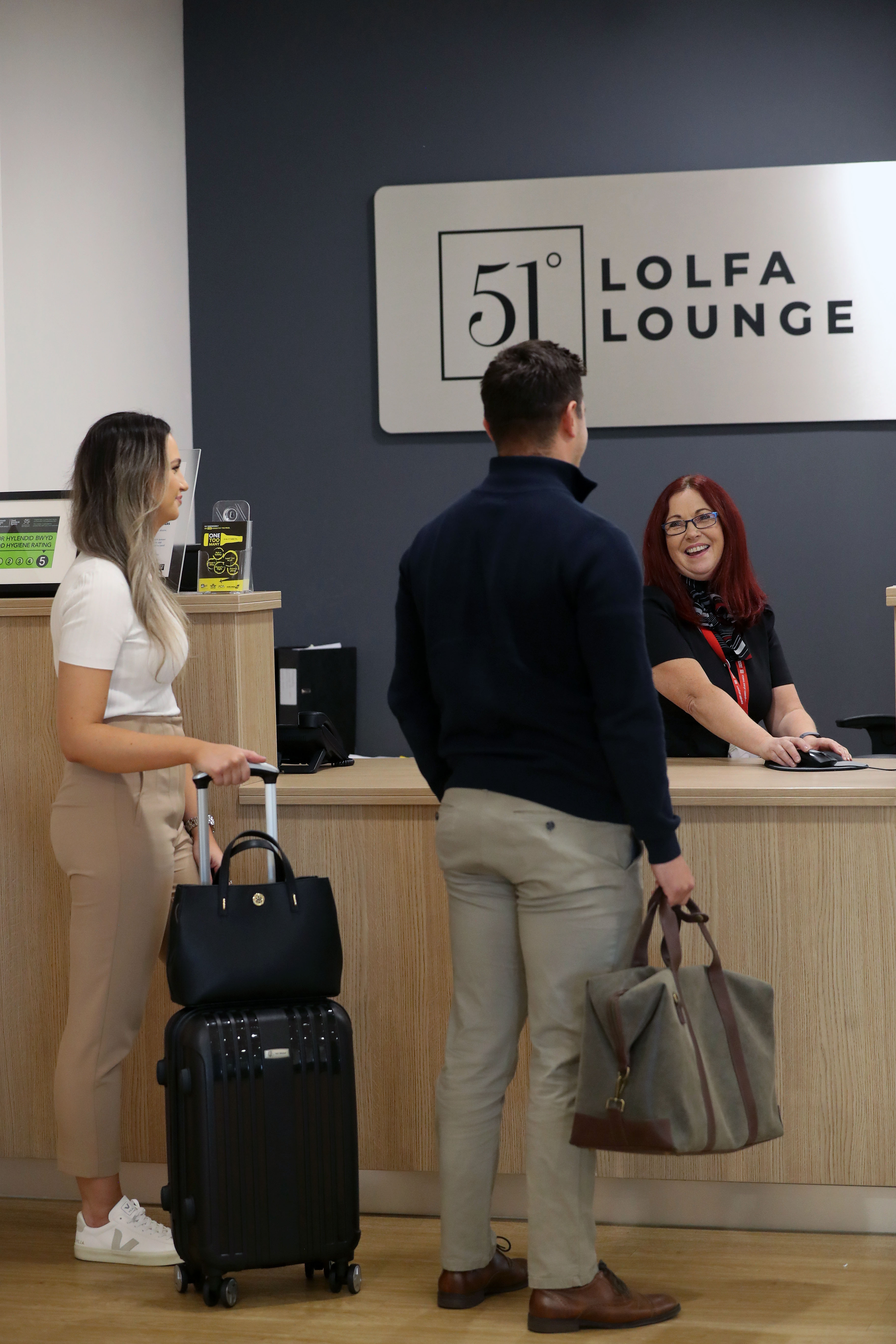 51 Degrees Executive Lounge - interior view 4