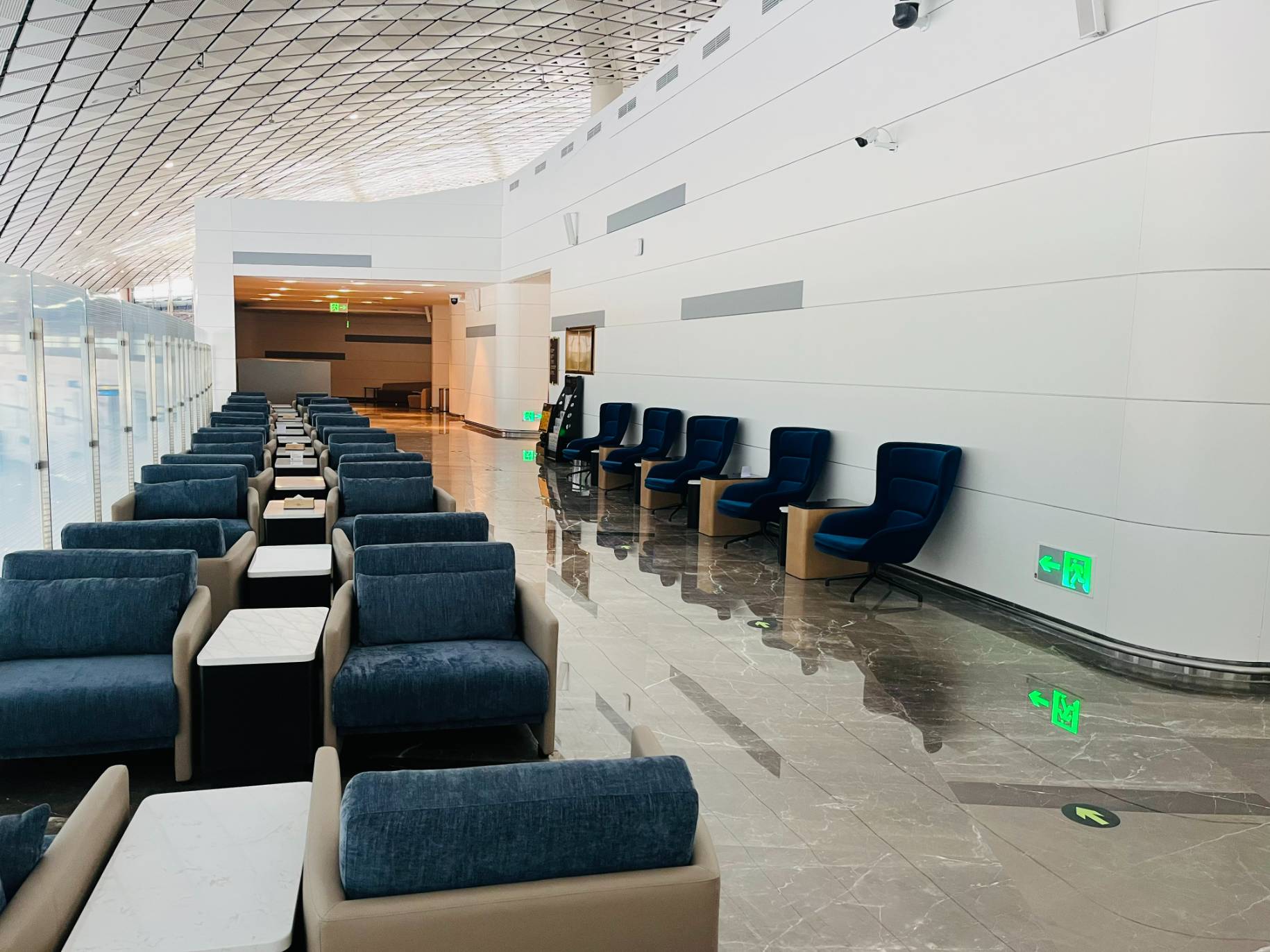 First Class Lounge