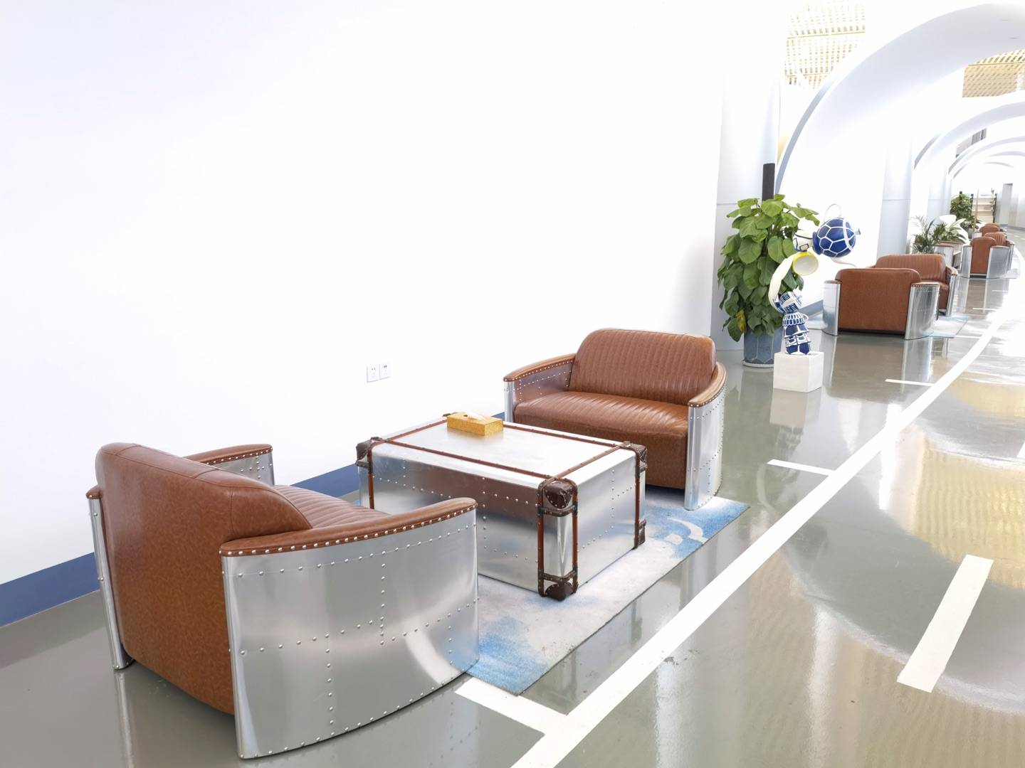 First Class Lounge
