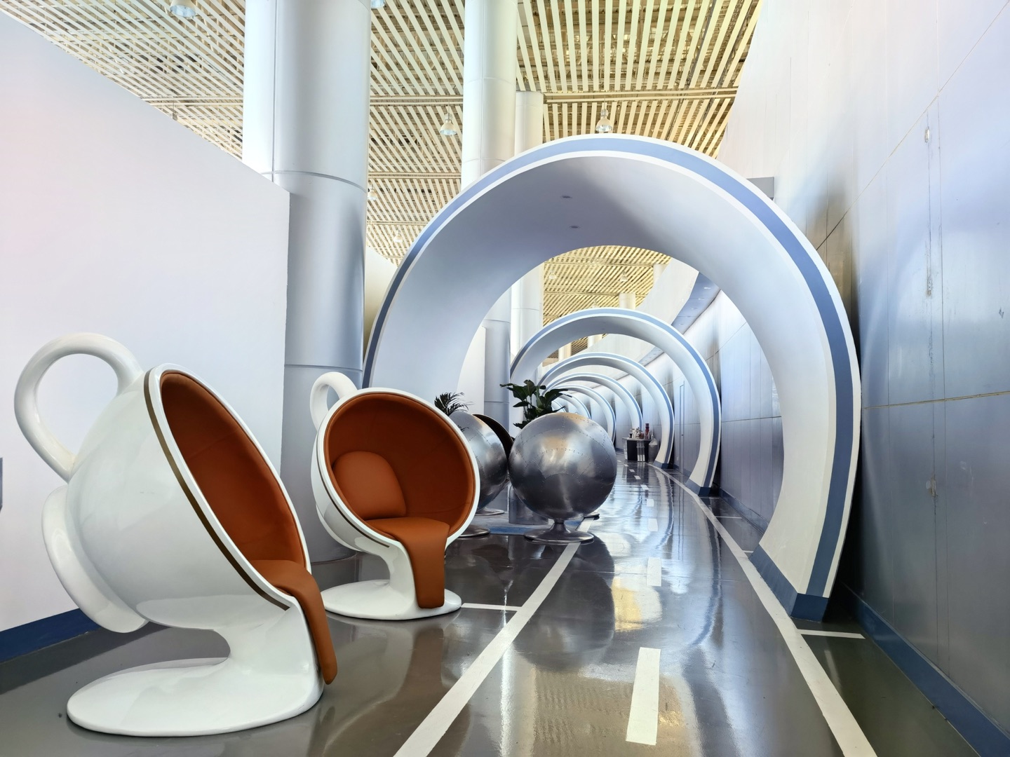 First Class Lounge