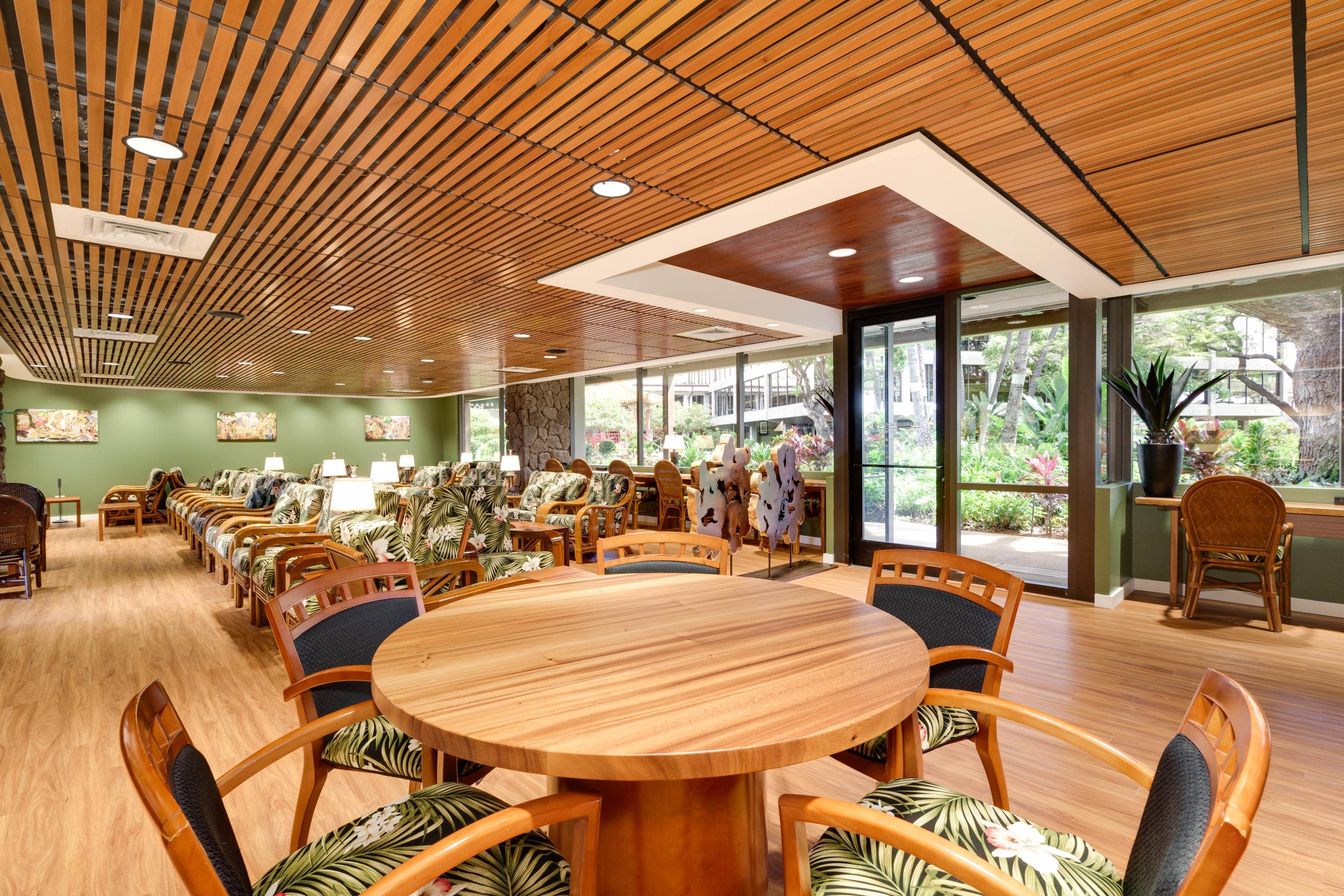 IASS Hawaii Lounge