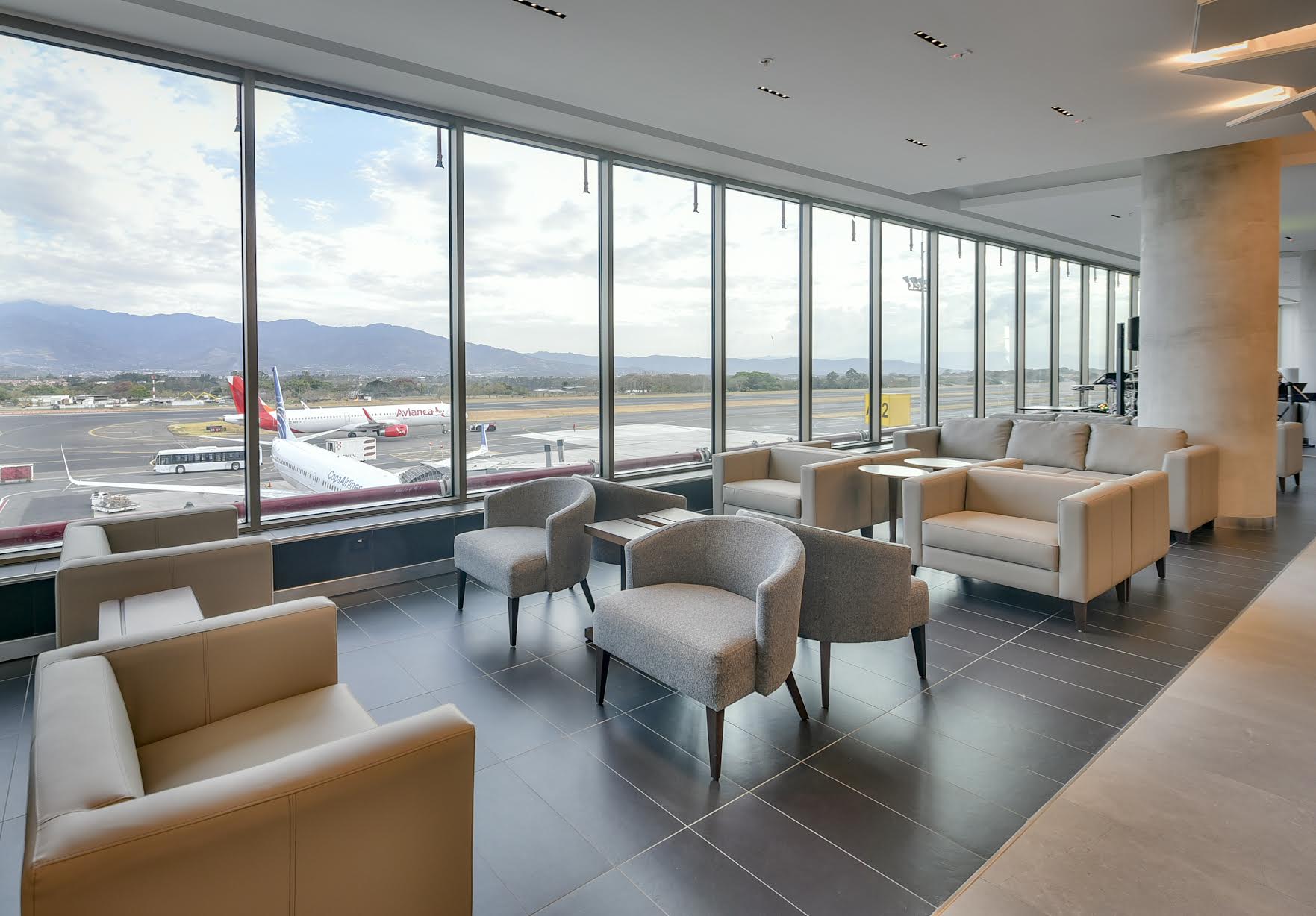 BAC Credomatic - interior view 2