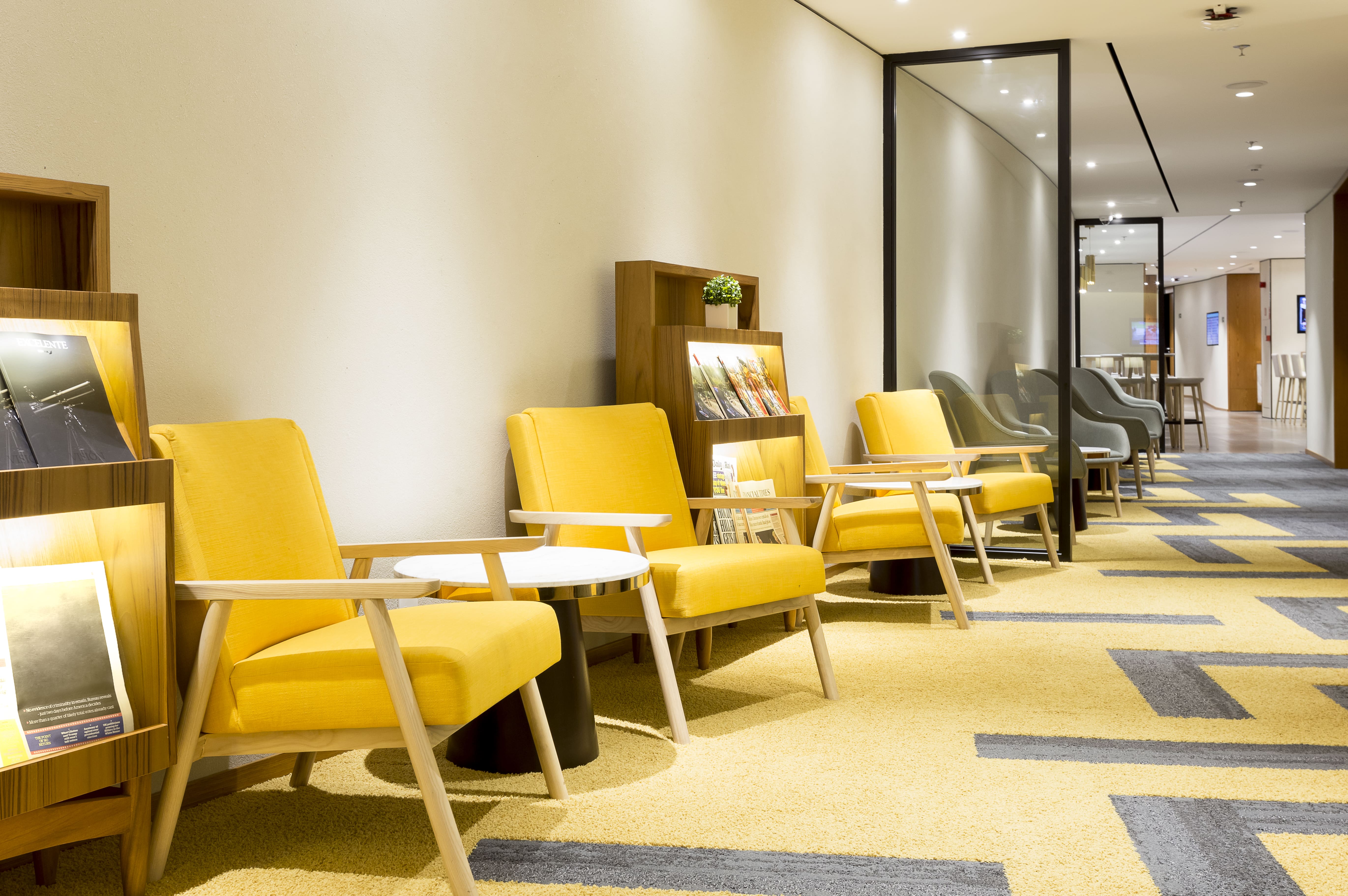 Plaza Premium Lounge (Arrivals)