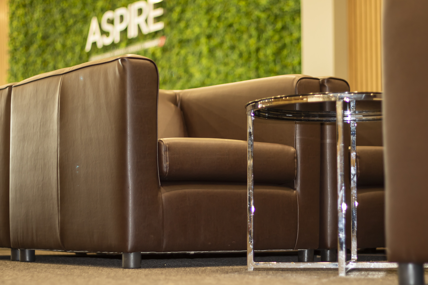 Aspire Lounge - interior view 4