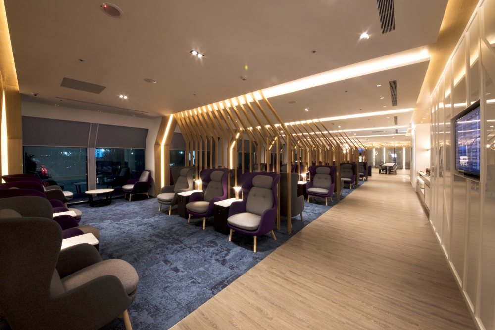 Oriental Club Lounge