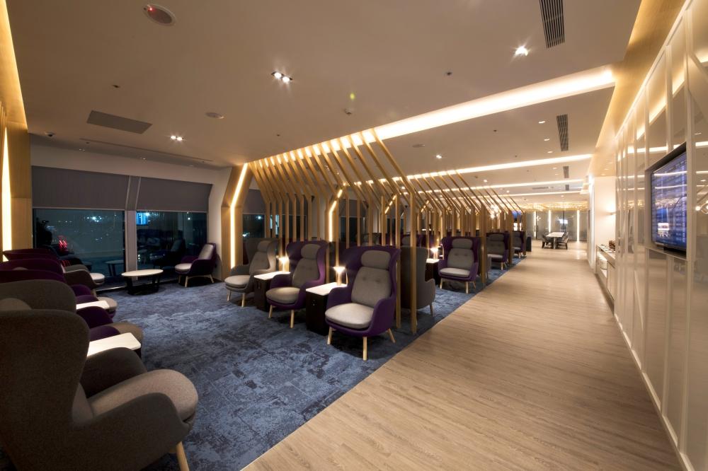 Oriental Club Lounge