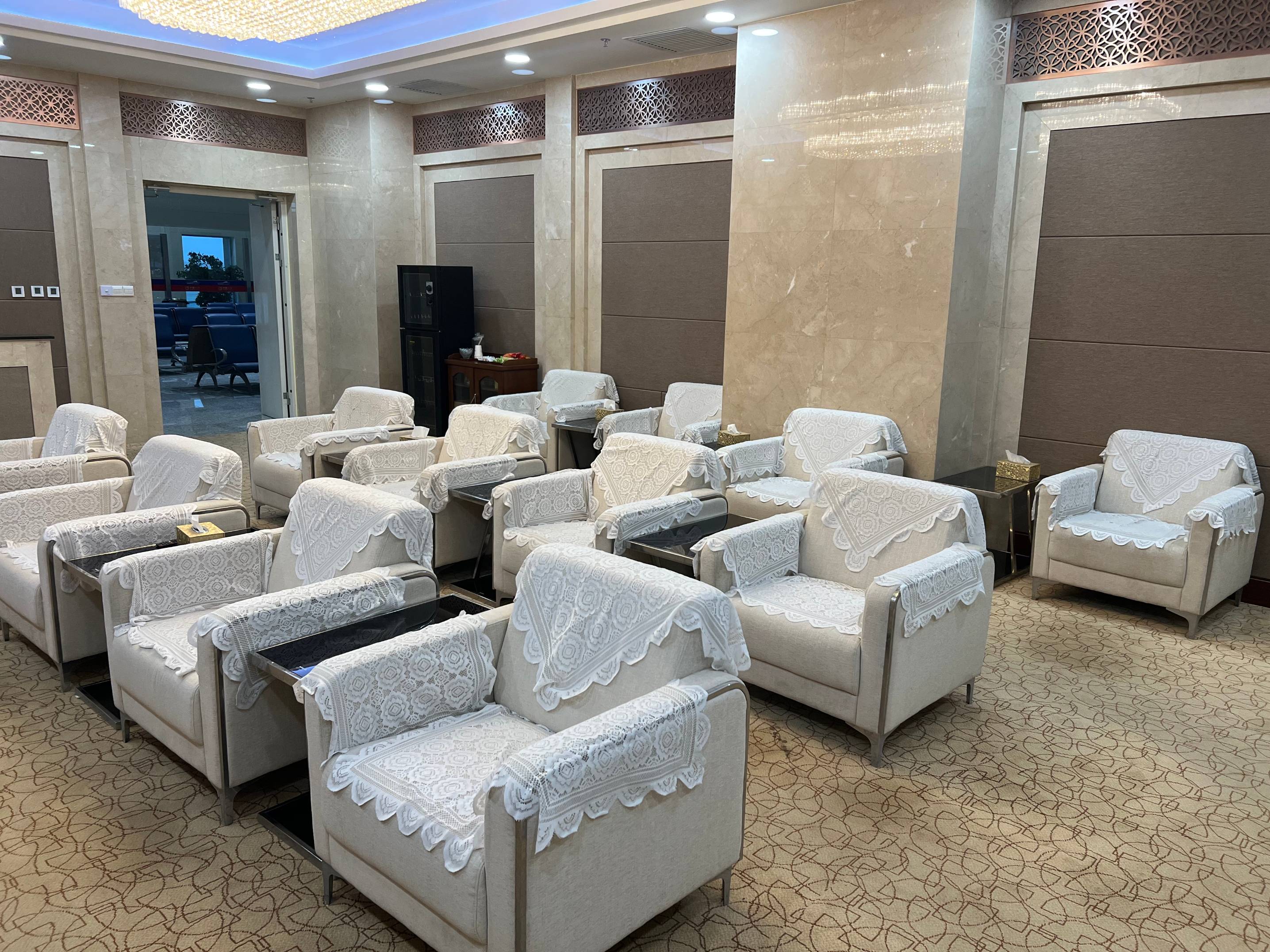 First Class Lounge(Dom)