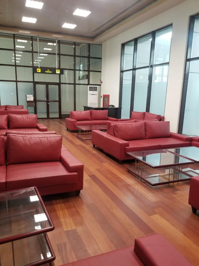 CIP Lounge (Dom)