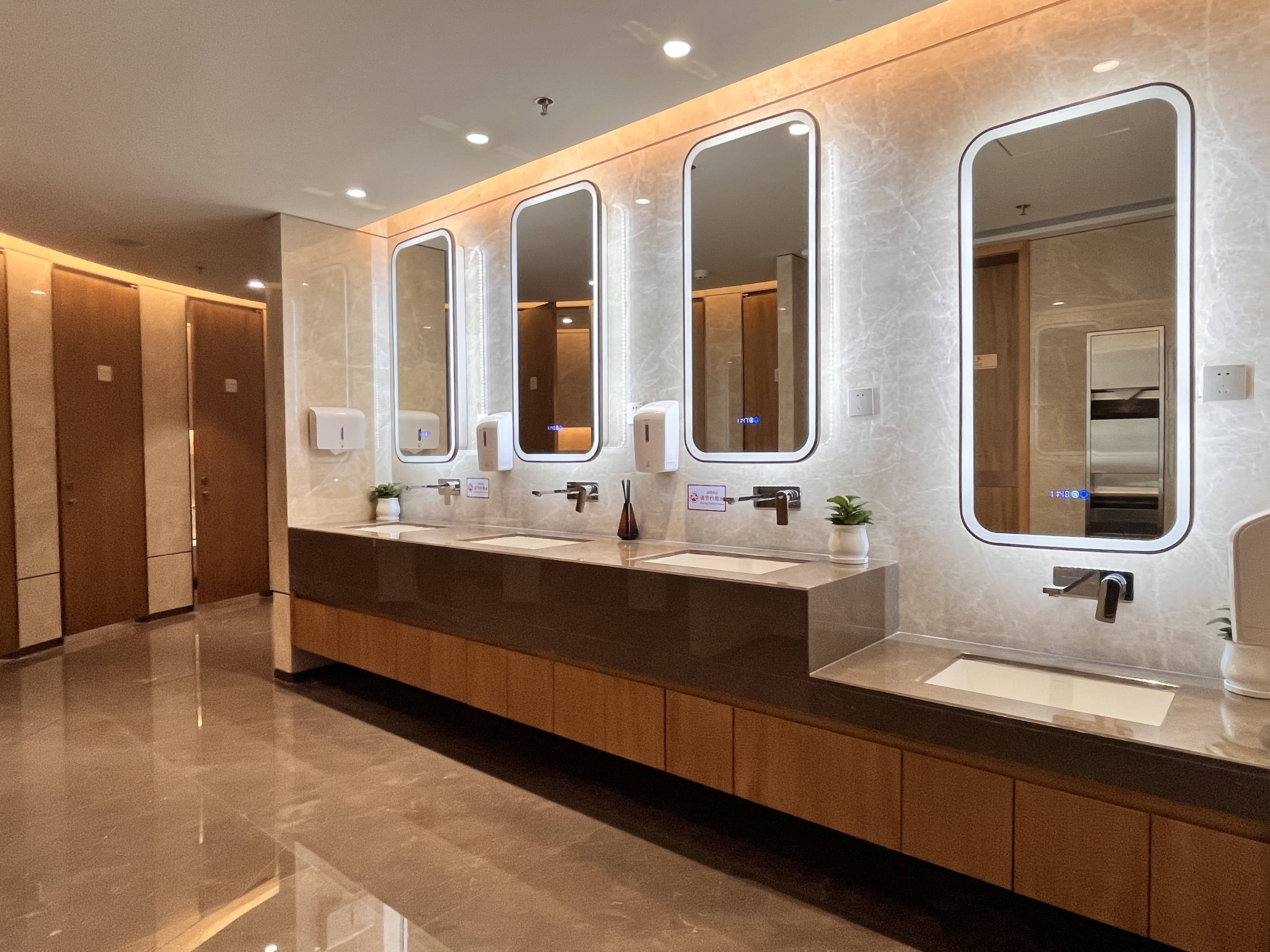 Shenzhen Airport domestic VIP lounge 3(T3 - Intl) - interior view 3