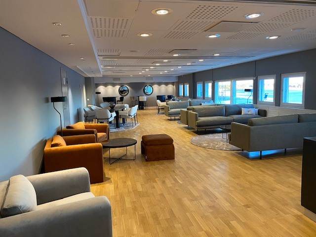 Pearl Lounge