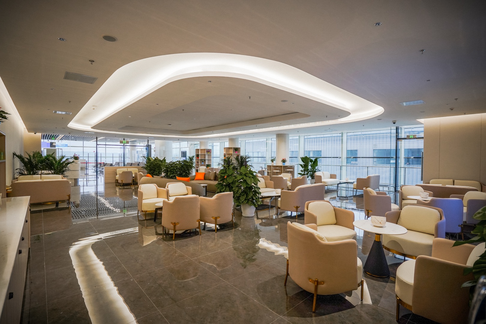First Class lounge(T2)