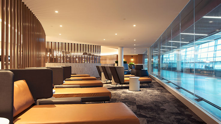 Elevation Lounge at Calgary International Airport (YYC)