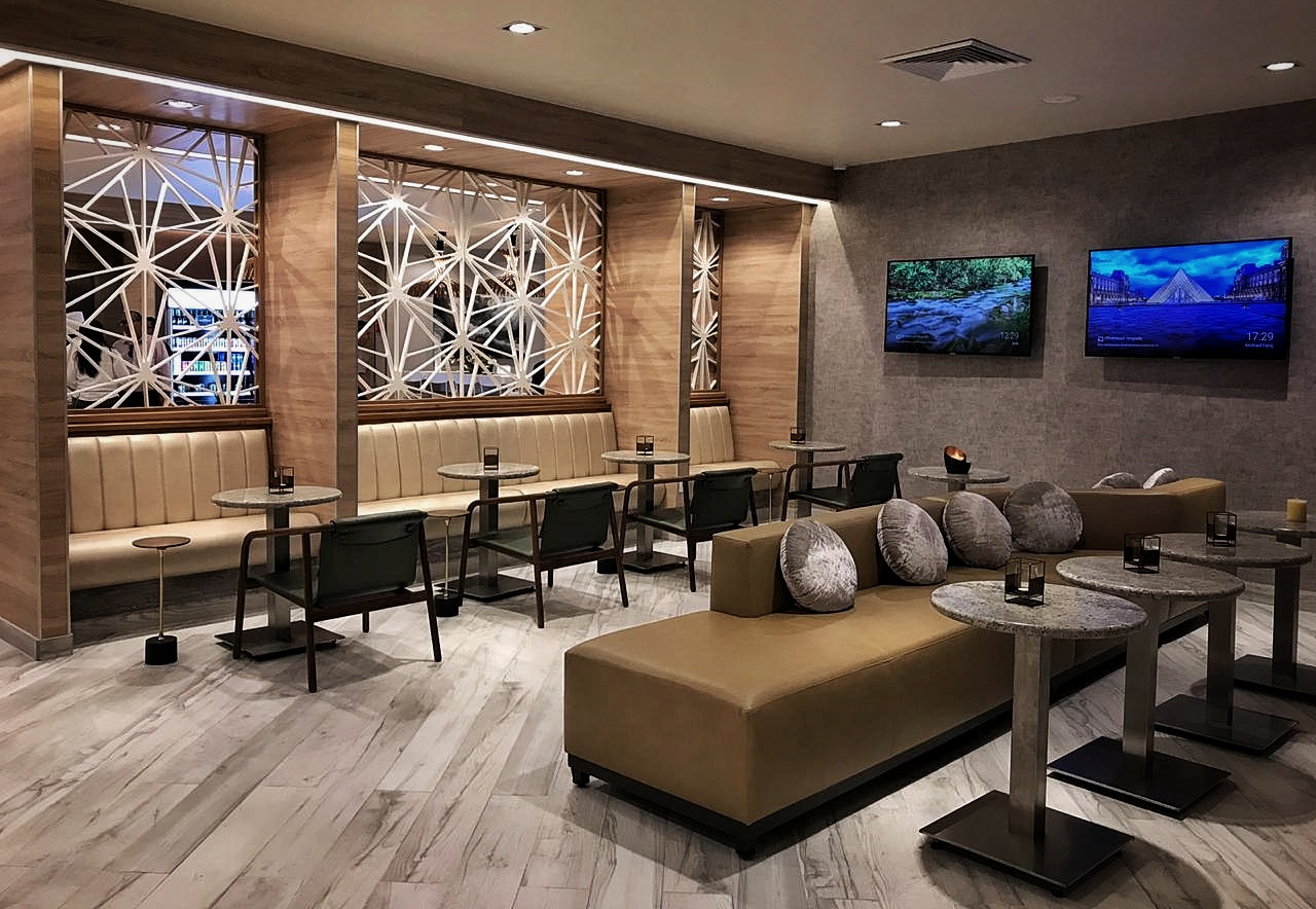 VIP lounge by MERA Domestic