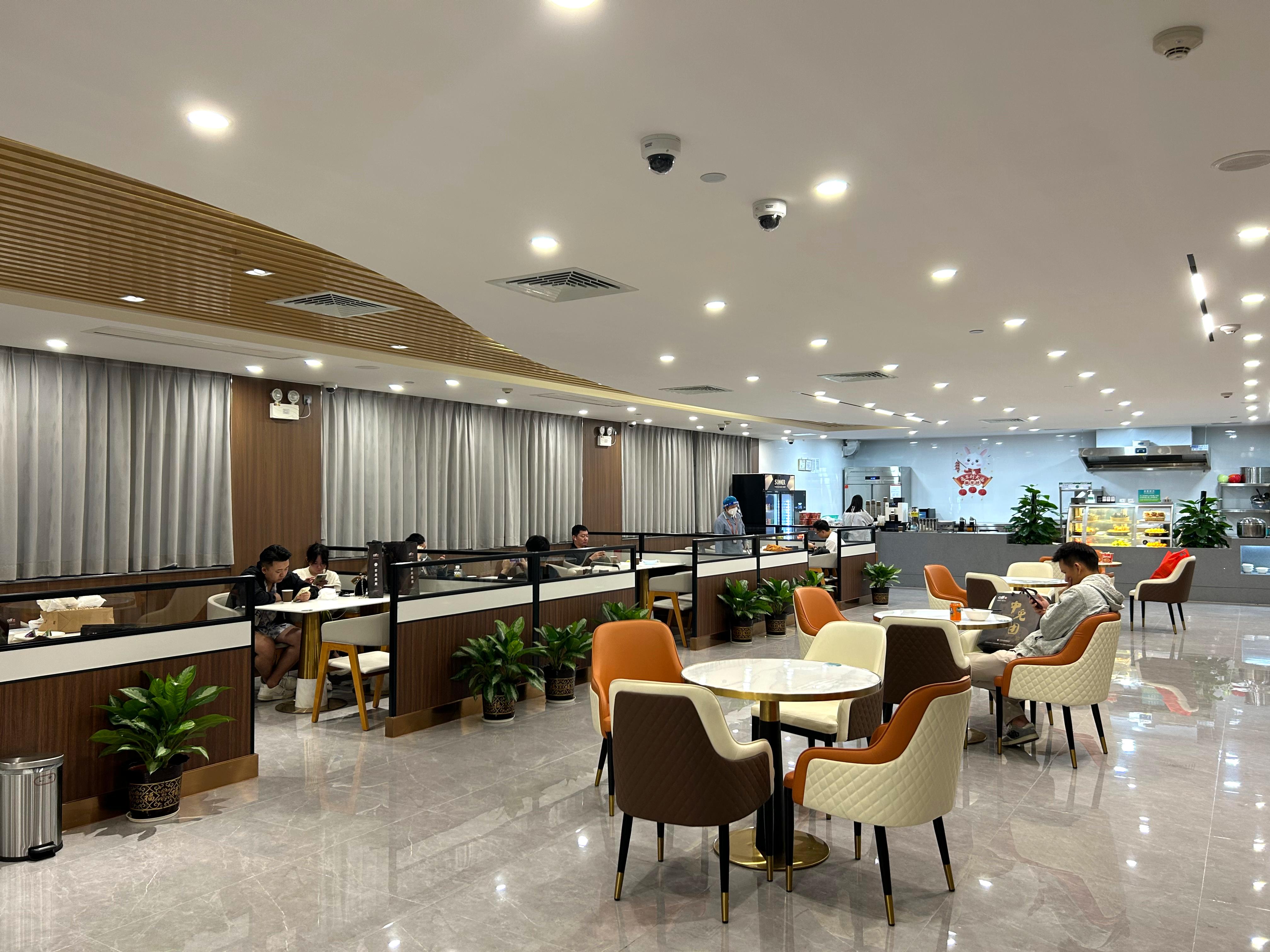 V1 First class lounge(T1 Domestic)
