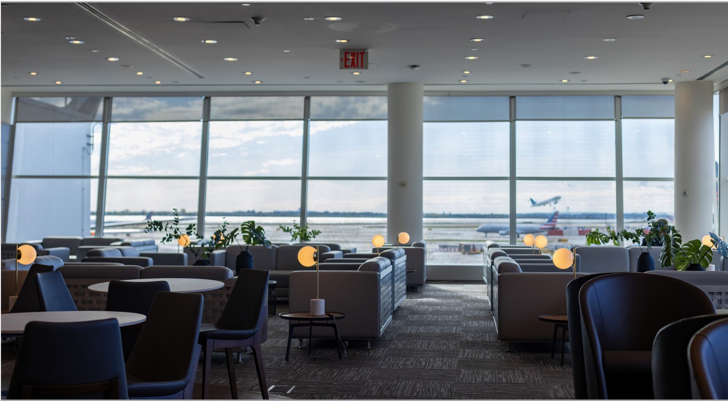 Turkish Airlines Lounge - interior view 2