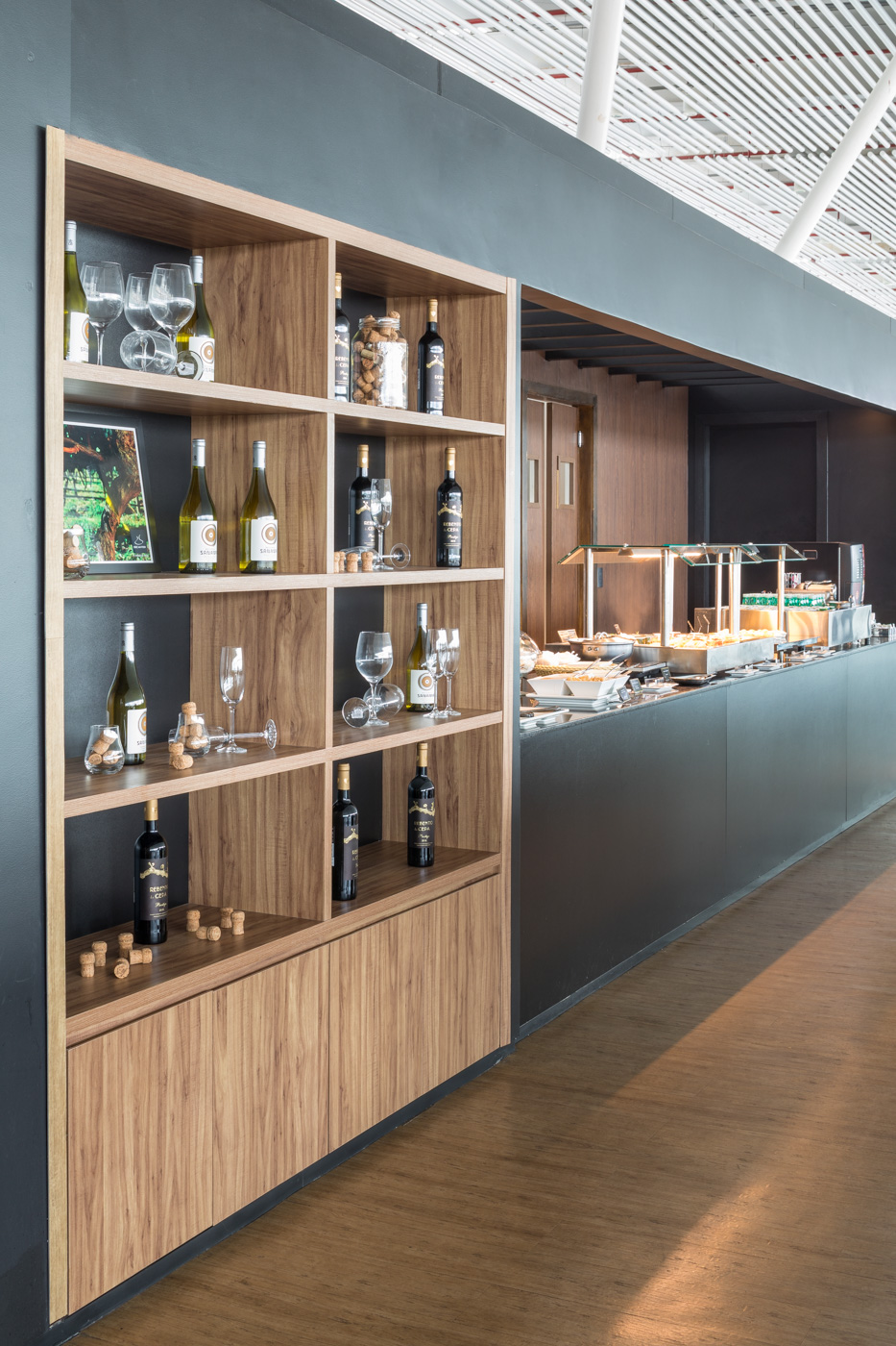 VIP Express Club Pier Norte - interior view 2