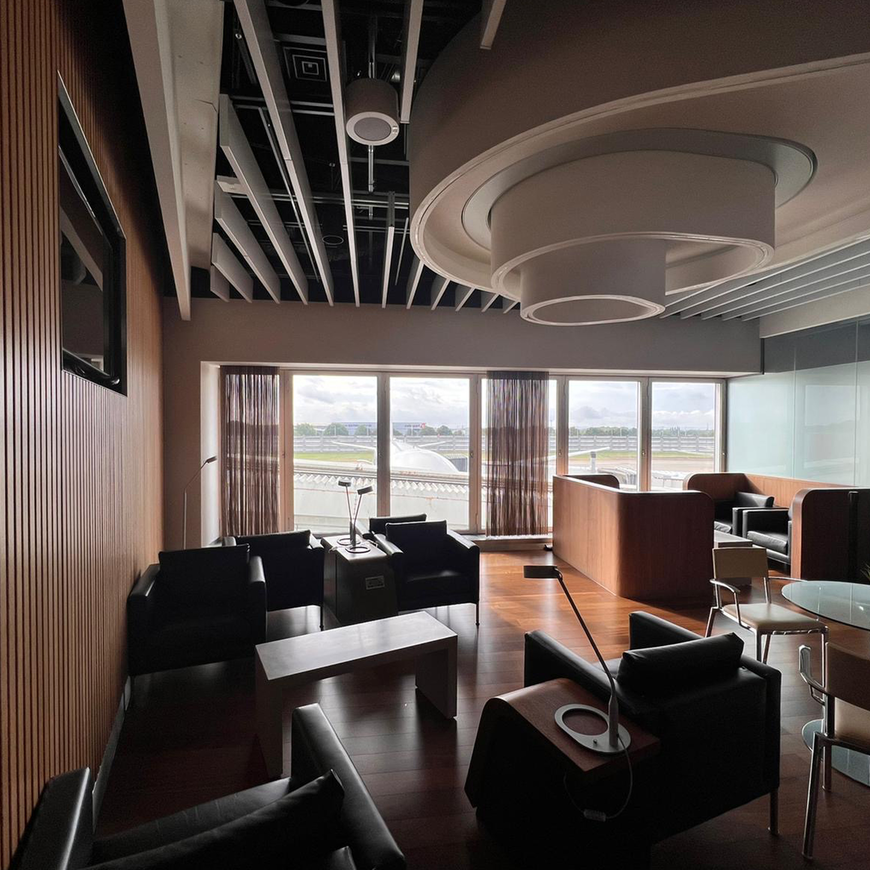 Blush Lounge by Plaza Premium Group - interior view 2