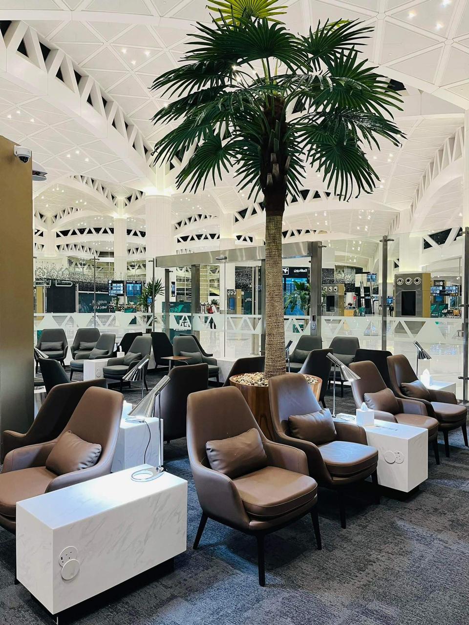 Hayyak Lounge - interior view 3