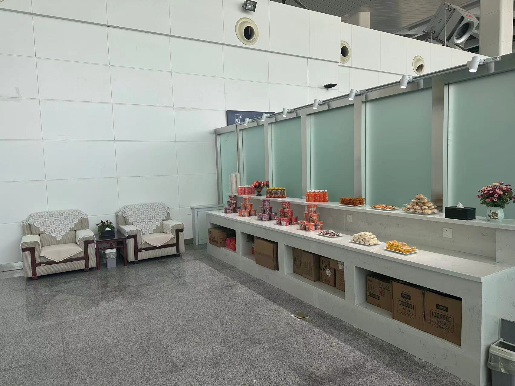 VIP Lounge(Before security check) - interior view 3