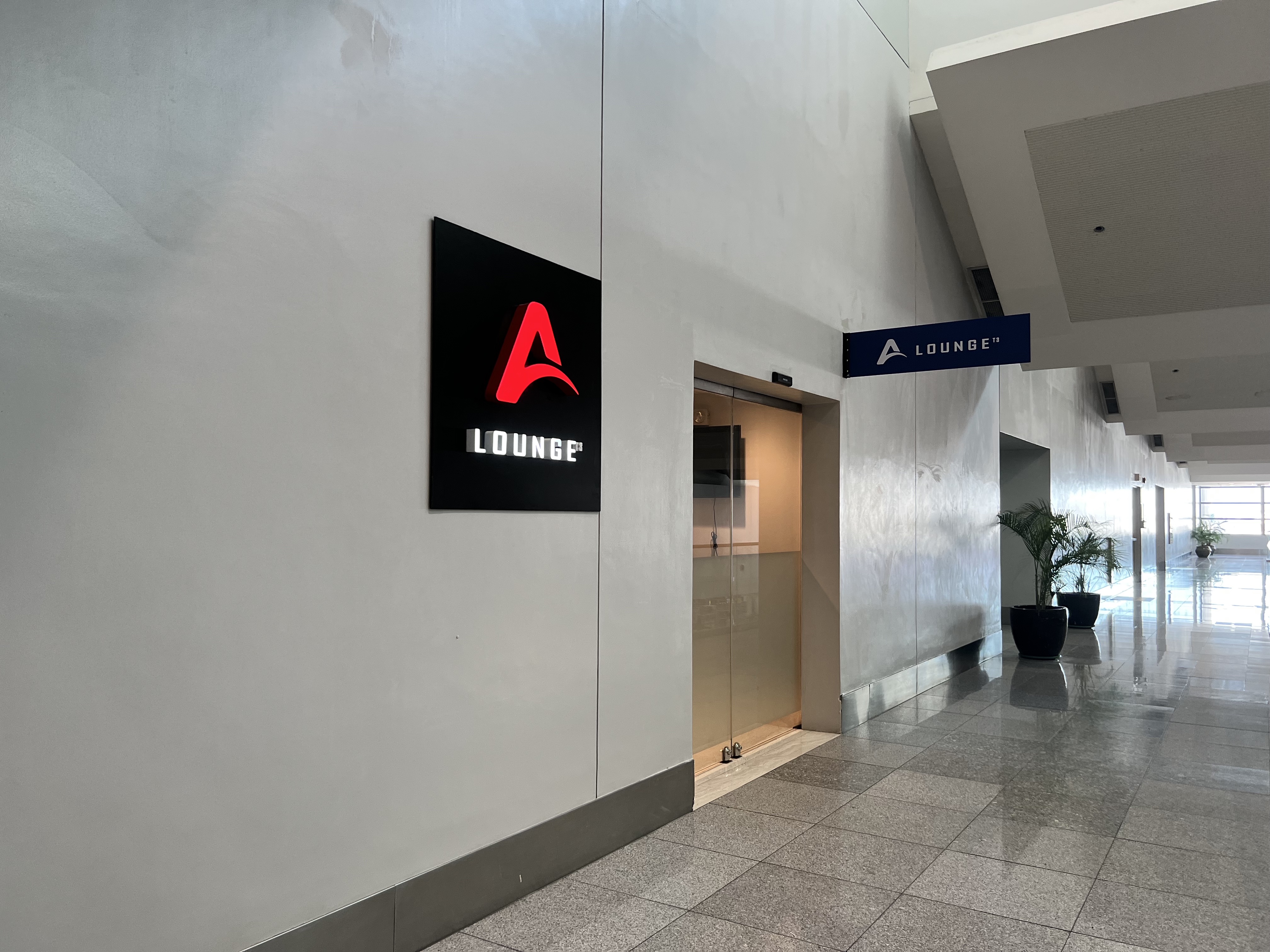 A Lounge (T3) - interior view 2