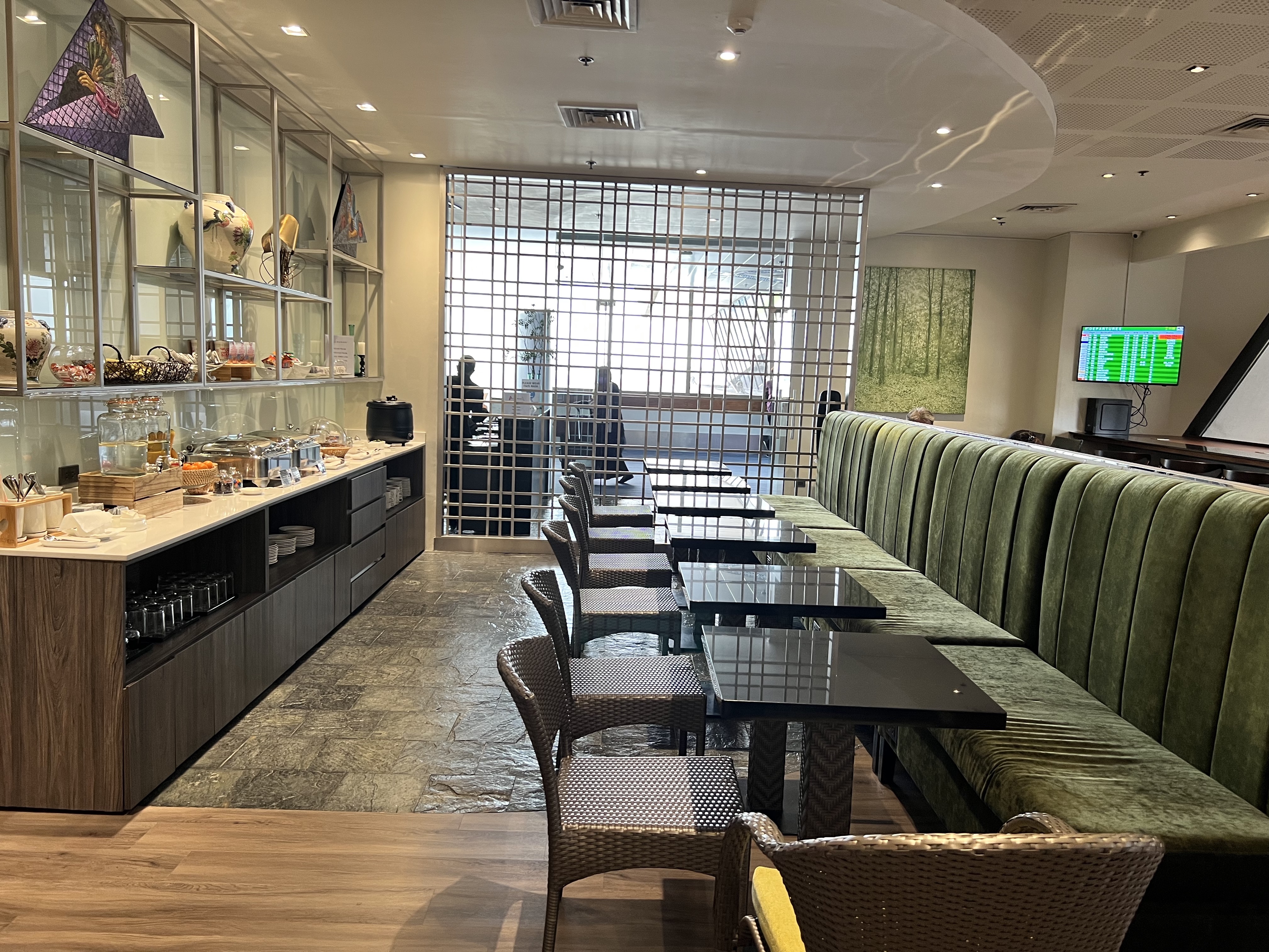 A Lounge (T1) - interior view 3